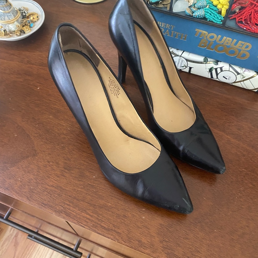 Nine West black heels